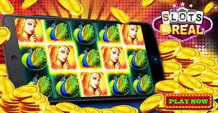 Danh mục cá cược alo8 gồm slot online, live casino và kèo thể thao